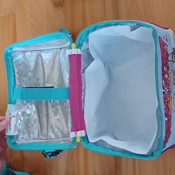 Louis Garneau Set of schoo bag , lunch box, and pencil case, recommanded by Chir - Picture 6 of 16